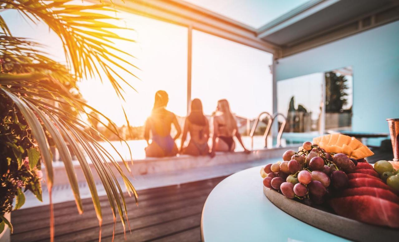 Lear Sense Hotel Gedera Экстерьер фото