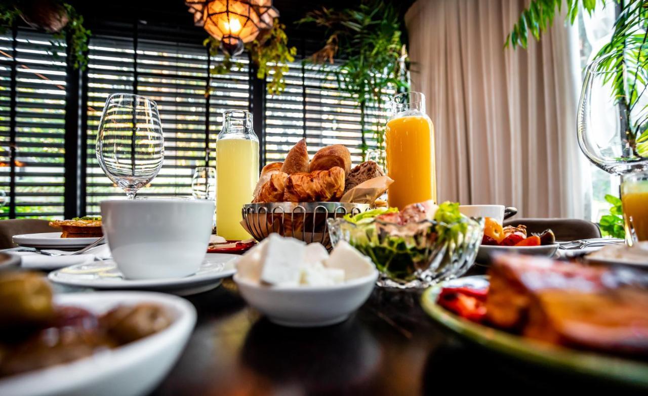Lear Sense Hotel Gedera Экстерьер фото