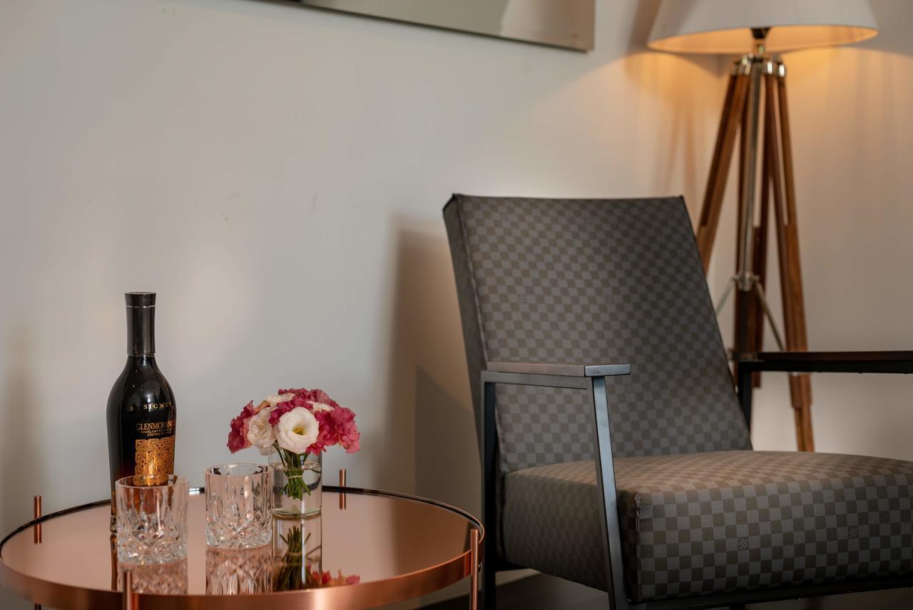 Lear Sense Hotel Gedera Экстерьер фото